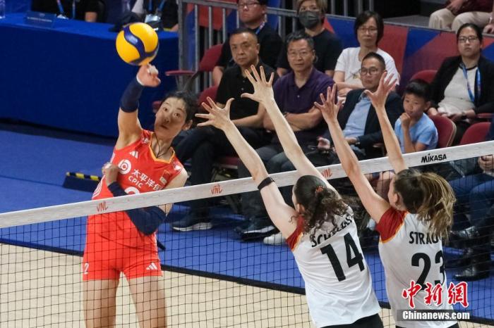 女排冠军赛直播，精彩对决，不容错过！